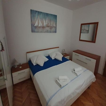 Apartment Miro Kaštela Buitenkant foto